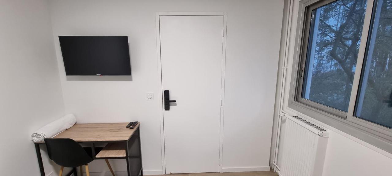 Chambres Avec Douche Privative Dans Appartement Partage - Metro - Wifi Toulouse Exterior photo