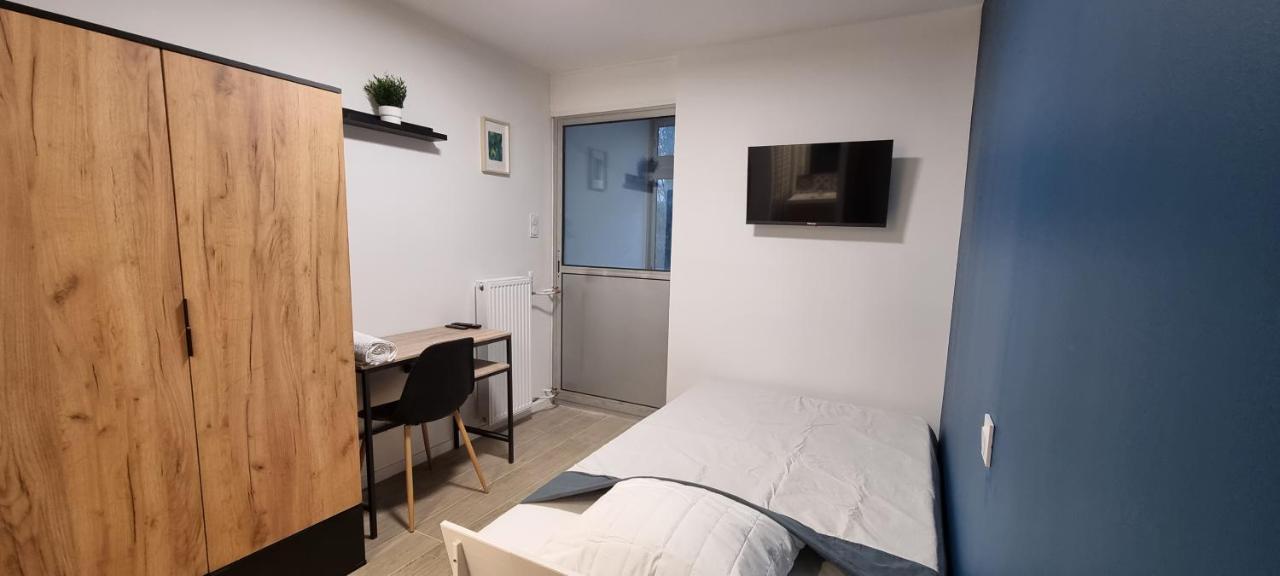 Chambres Avec Douche Privative Dans Appartement Partage - Metro - Wifi Toulouse Exterior photo