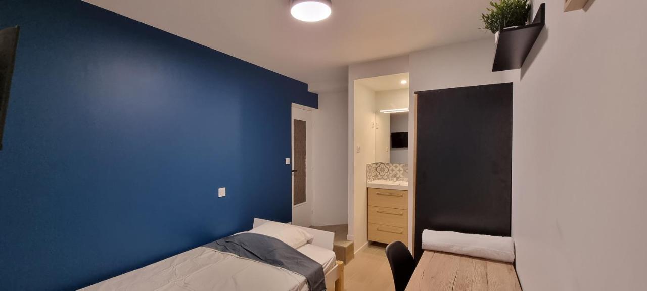 Chambres Avec Douche Privative Dans Appartement Partage - Metro - Wifi Toulouse Exterior photo